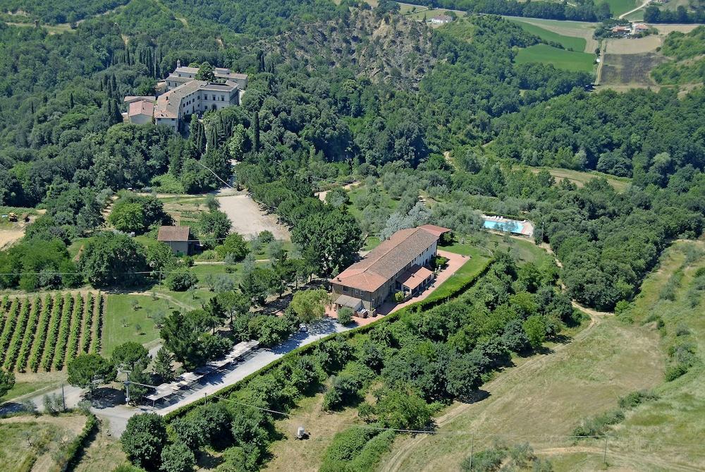 Agriturismo Antico Borgo Poggitazzi تيرانووفا براتشولي المظهر الخارجي الصورة