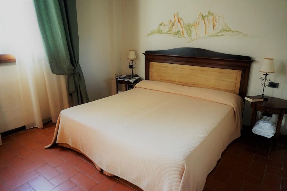 Agriturismo Antico Borgo Poggitazzi تيرانووفا براتشولي المظهر الخارجي الصورة