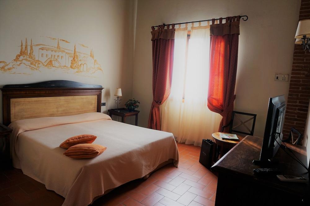 Agriturismo Antico Borgo Poggitazzi تيرانووفا براتشولي المظهر الخارجي الصورة