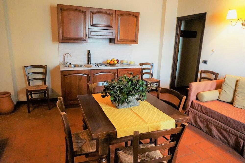 Agriturismo Antico Borgo Poggitazzi تيرانووفا براتشولي المظهر الخارجي الصورة