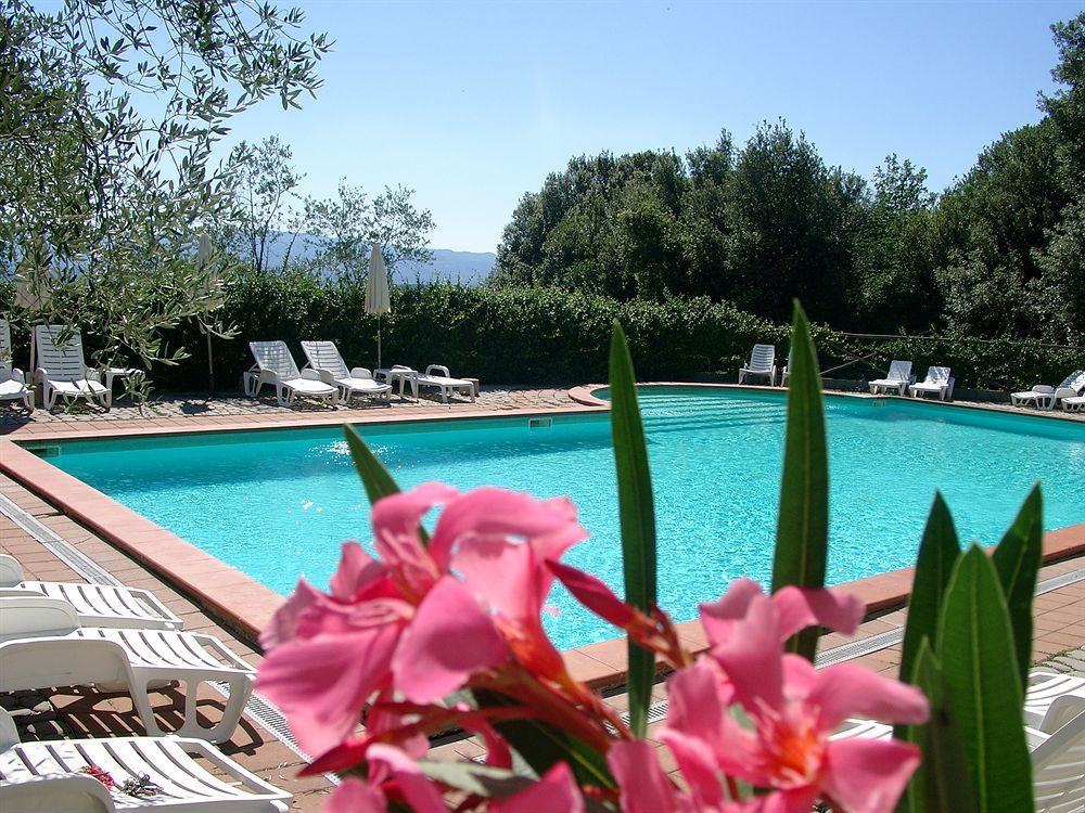 Agriturismo Antico Borgo Poggitazzi تيرانووفا براتشولي المظهر الخارجي الصورة